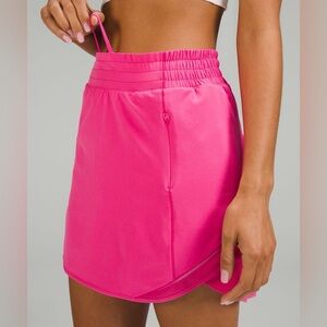 Lululemon Hotty Hot High-Rise Skirt
Long